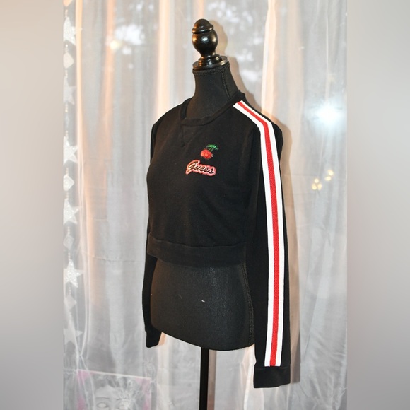 Guess Sweater - Picture 6 of 15